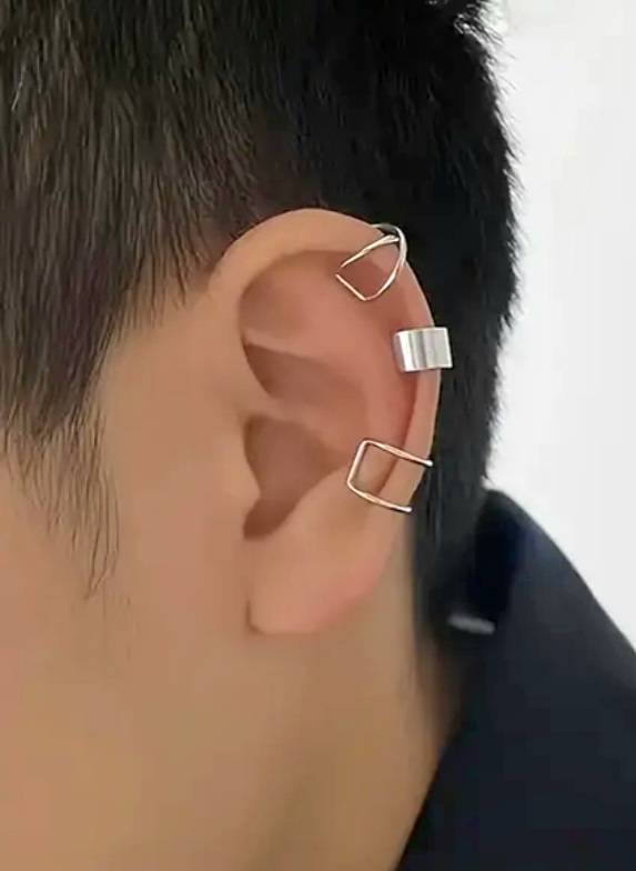 ตุ้มหูผู้ชาย MIX 5 ชิ้น ไม่เจาะหูก็ใส่ได้ ( รหัส AC14 )